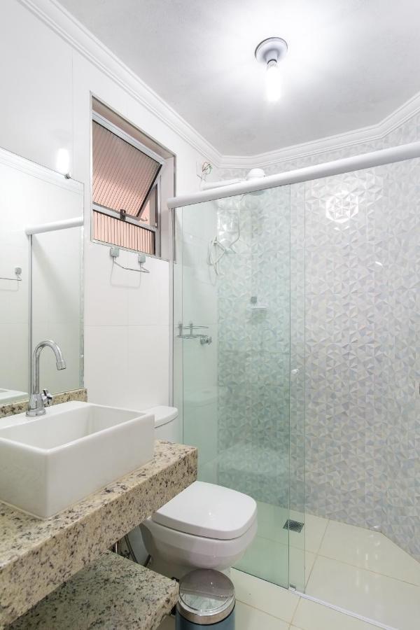 Apartamento A 100 Metros Da Praia - 01 Dormitorio - Edificio Agua Viva Ubatuba Bagian luar foto